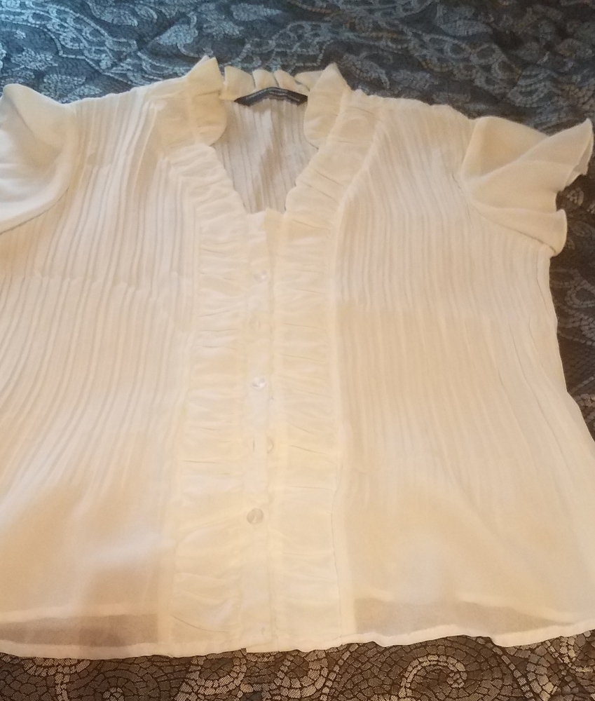 Creme Blouse